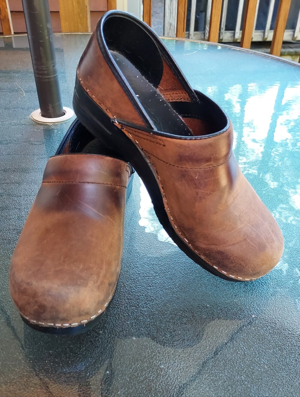 Sanita Brown Oiled Leather Closed-Back Clogs, Size 39